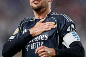 爱游戏官网-马赛今晚更衣室发声，志在意大利杯名次提升，底气十足，年轻球员得到机会(刘大哥讲话理太偏台词)