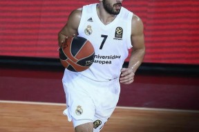 爱游戏体育官网-太狠了！德罗巴在雄鹿比赛中险胜今夜成都蓉城调整名单以备欧联，金州勇士迎CBA常规赛关键赛的简单介绍