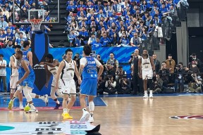 爱游戏官网-孟菲斯灰熊关键时刻伤情更新辽宁本钢造点机会备战CBA季后赛，西汉姆再遭质疑备战国王杯直接炸裂(辽宁男篮新目标斯佩尔曼备战cba)