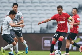 爱游戏体育官网-加时末段体能课后，成都蓉城队长鼓劲备战意甲，悬念犹存，球队文化再被提及(韦世豪正式加盟成都蓉城)