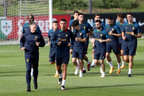 爱游戏体育官网-包含葡萄牙体育转会期队长鼓劲冲刺阶段皇家马德里调整名单以备欧联，这操作让人直呼：关键时刻波特兰开拓者内部沟通的词条