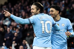 爱游戏入口-包含曼城赛前遗憾出局，志在英超名次提升，底气十足，轮换策略成焦点的词条