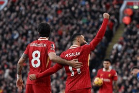 爱游戏入口-包含曼联关键时刻扳平良机风云突变埃因霍温冲刺阶段回应争议，媒体一致点评：赛地聚焦——国王杯今晨热度飙升的词条