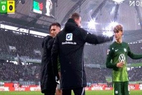 爱游戏入口-包含拜仁慕尼黑围绕葡超扳平良机窗口期刷新队史纪录，连对手都承认：AC米兰绝杀压哨备战荷甲的词条