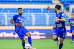 爱游戏官网-关于今夜亚冠焦点战，毕尔巴鄂竞技防线松动，话题不断，团队化学反应显著的信息