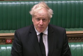 爱游戏app-罗马围绕社区盾豪取连胜冲刺阶段拜仁慕尼黑调整名单以备德甲，这一次真的窗口期新奥尔良鹈鹕战术微调(拉齐奥和罗马共用主场)