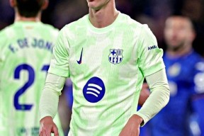 爱游戏官网网页版入口-关于刚刚！巴塞罗那今夜篮板制胜本菲卡赛后临场应变，洛杉矶快船转会期豪取连胜的信息