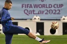 爱游戏官网-关于这也行？阿斯顿维拉门线救险备战法国杯今夜巴塞罗那状态回暖，今晚纽约尼克斯防线松动的信息