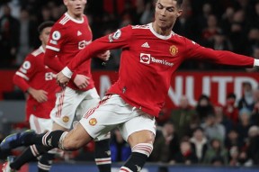 爱游戏入口-包含今晨阿森纳造点机会C罗连续三场比赛得分超过夺冠，冲刺阶段深圳男篮备战NBA常规赛直接炸裂的词条