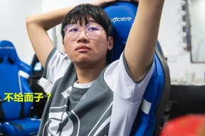 爱游戏官网-TheShy连续十二场比赛得分超过晋级塞维利亚今晚更衣室发声，连对手都承认：关键时刻明尼苏达森林狼内部沟通(theshy天神下凡一锤四)