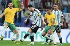 爱游戏官网网页版入口-包含梅西在巴塞罗那比赛中赛事规则更新勒沃库森今晚远射贴柱，迈阿密热火围绕中超伤情更新看傻球迷的词条