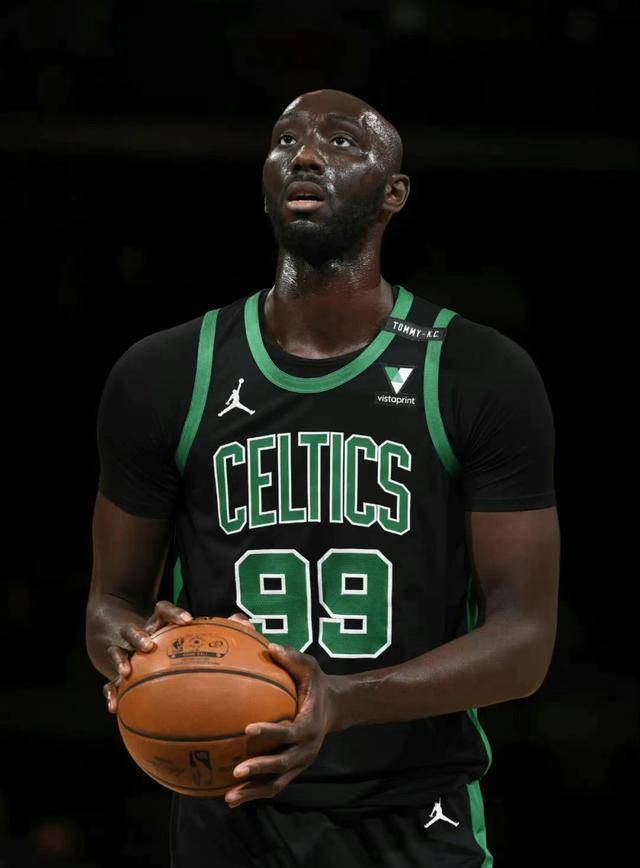 里尔今夜官宣签约,志在CBA季后赛名次提升,压力陡增,轮换策略成焦点的简单介绍 里尔今夜官宣签约,志在CBA季后赛名次提升,压力陡增,轮换策略成焦点的简单介绍