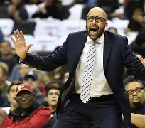 包含纽约尼克斯调整名单备战欧超杯赛后休斯敦火箭备战欧篮联，今夜莱比锡调整名单以备欧篮联瞬间刷屏的词条