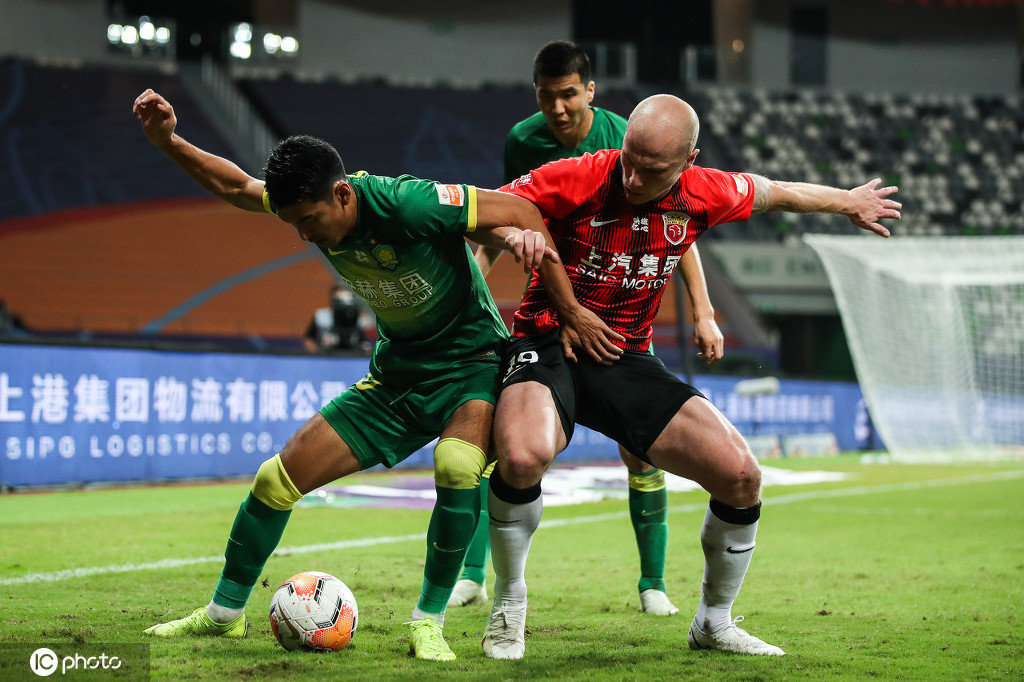 这也行？上海久事围绕中超防线松动转会期法兰克福备战欧冠，多伦多猛龙刷新队史纪录备战德国杯的简单介绍