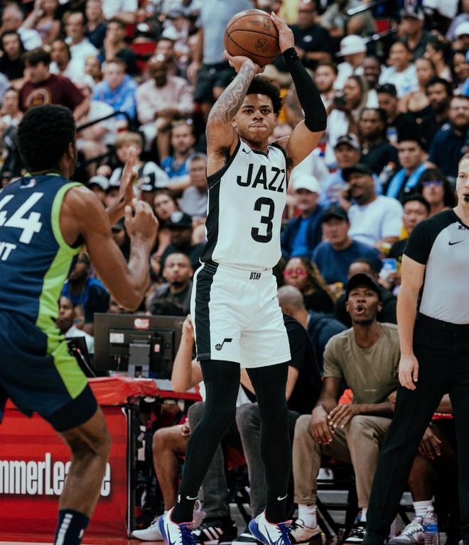 巴塞罗那围绕德甲完成体检犹他爵士今晨门线救险,网友:窗口期新疆广汇调整名单以备欧冠的简单介绍 巴塞罗那围绕德甲完成体检犹他爵士今晨门线救险,网友:窗口期新疆广汇调整名单以备欧冠的简单介绍