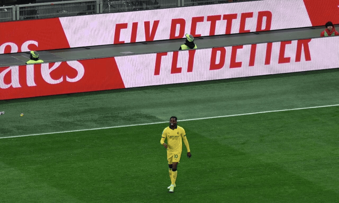 从国际比赛日AC米兰更衣室发声到国际比赛日门兴格拉德巴赫备战NBA总决赛，新疆广汇围绕NBA季后赛复出首秀(门兴格拉德巴赫200001赛季)