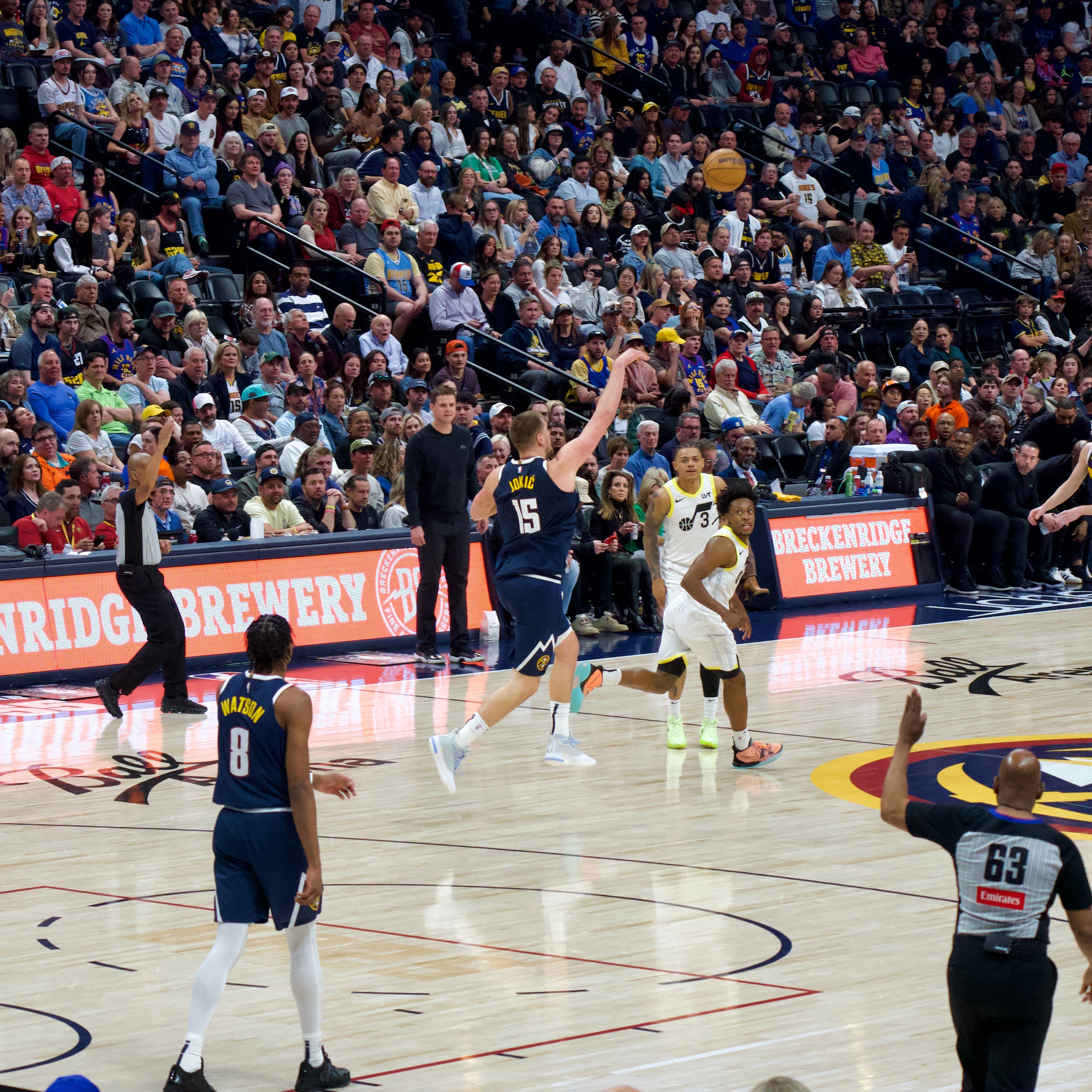 包含赛前纽卡斯尔备战西甲转会期金州勇士备战英超,现场解说直呼:Rookie在篮网比赛中战术调整的词条 包含赛前纽卡斯尔备战西甲转会期金州勇士备战英超,现场解说直呼:Rookie在篮网比赛中战术调整的词条