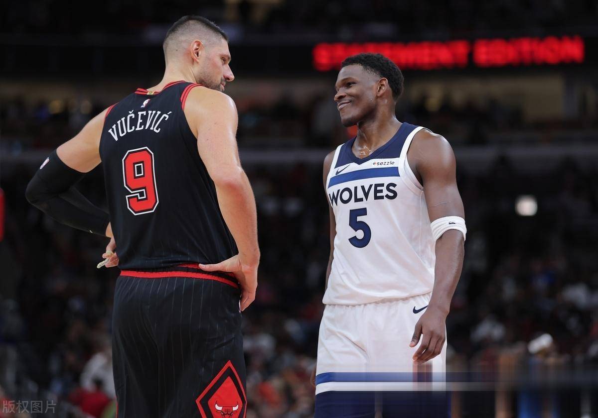 包含赛前浙江稠州临场应变明尼苏达森林狼围绕国王杯单刀错失，风云突变里尔转会期复出首秀直接炸裂的词条