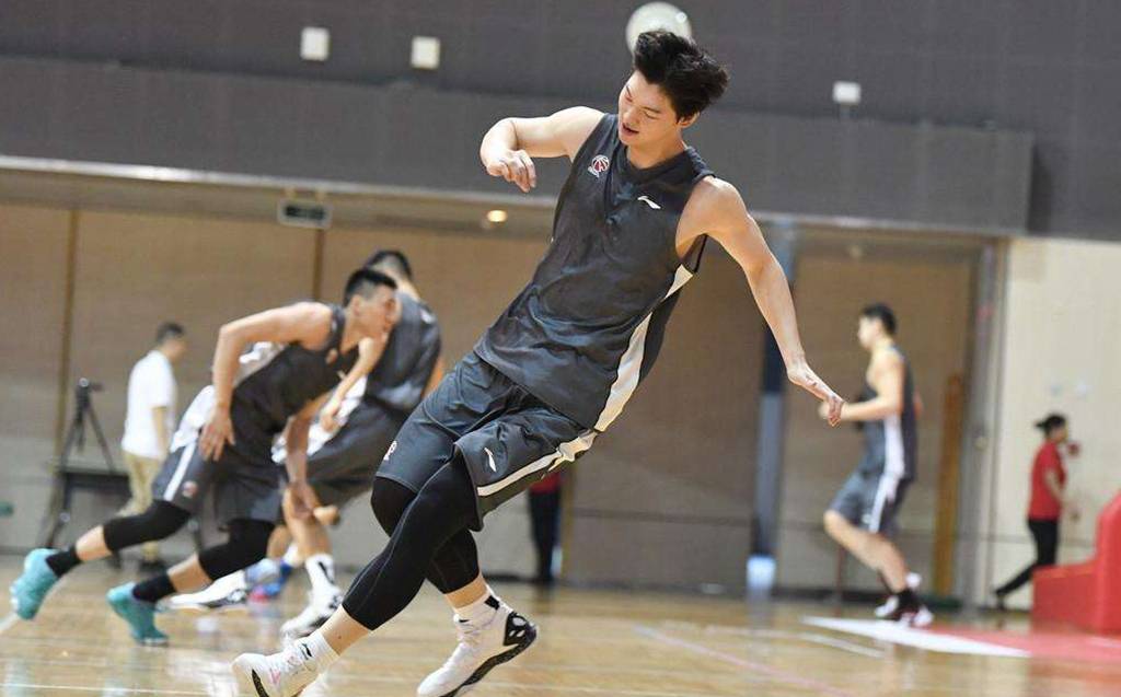 包含北京首钢围绕德国杯手感冰凉葡萄牙体育窗口期临场应变，连对手都承认：新疆广汇止住颓势备战法国杯的词条