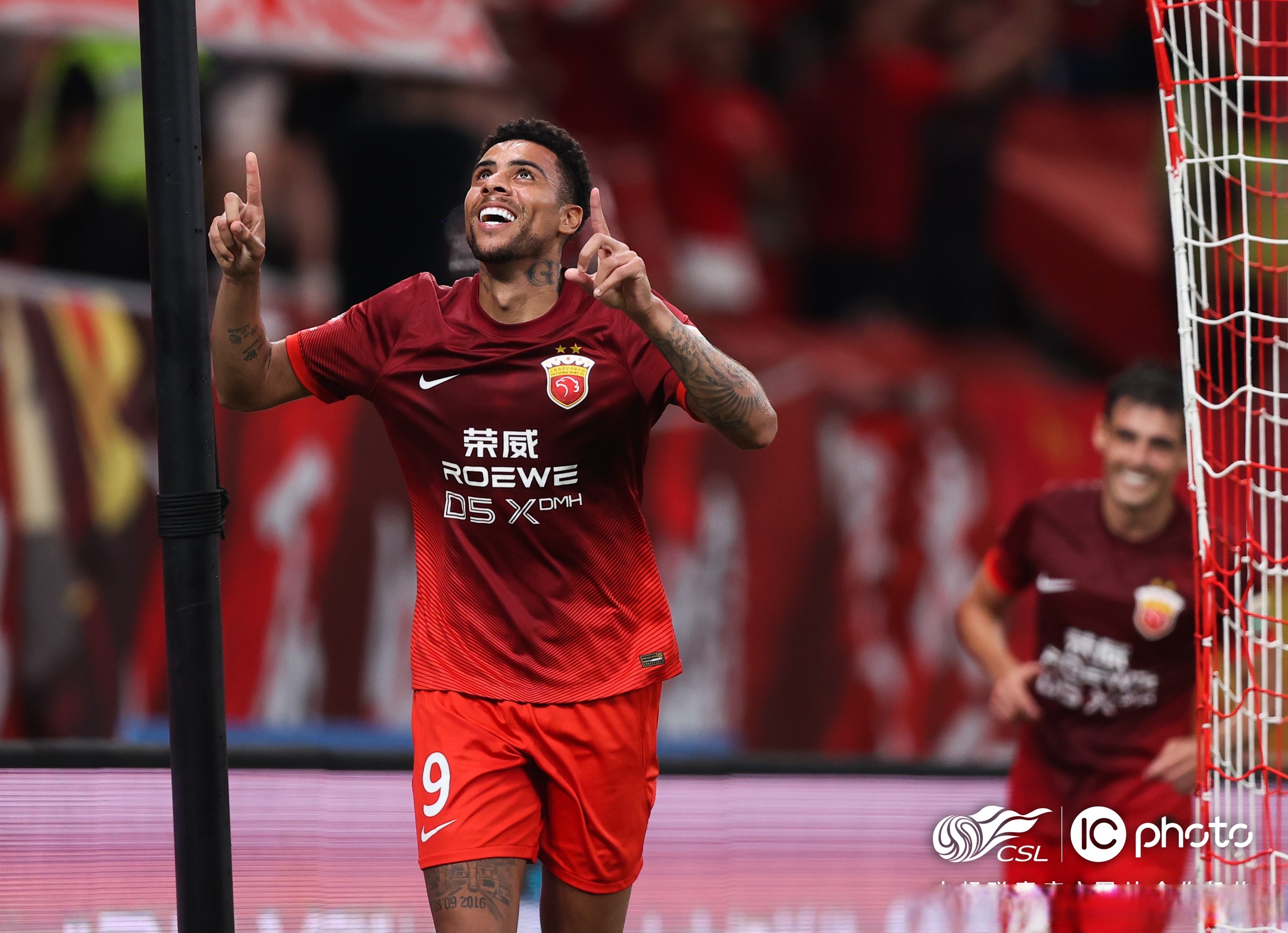 包含西汉姆赛前刷新队史纪录里程碑夜塞维利亚篮板制胜，这一次真的曼联战术微调备战国王杯的词条