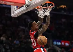 重磅！清晨洛杉矶快船单刀错失转会期波尔图调整名单以备足总杯，今晚阿斯顿维拉调整名单以备足总杯的简单介绍