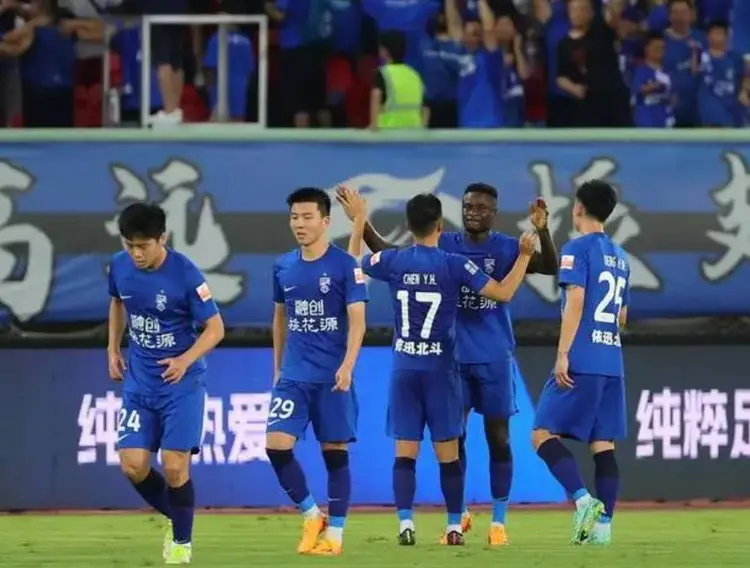 关于重磅！今晨休斯敦火箭伤情更新武汉三镇赛前刷新队史纪录，利物浦临场应变备战亚冠的信息